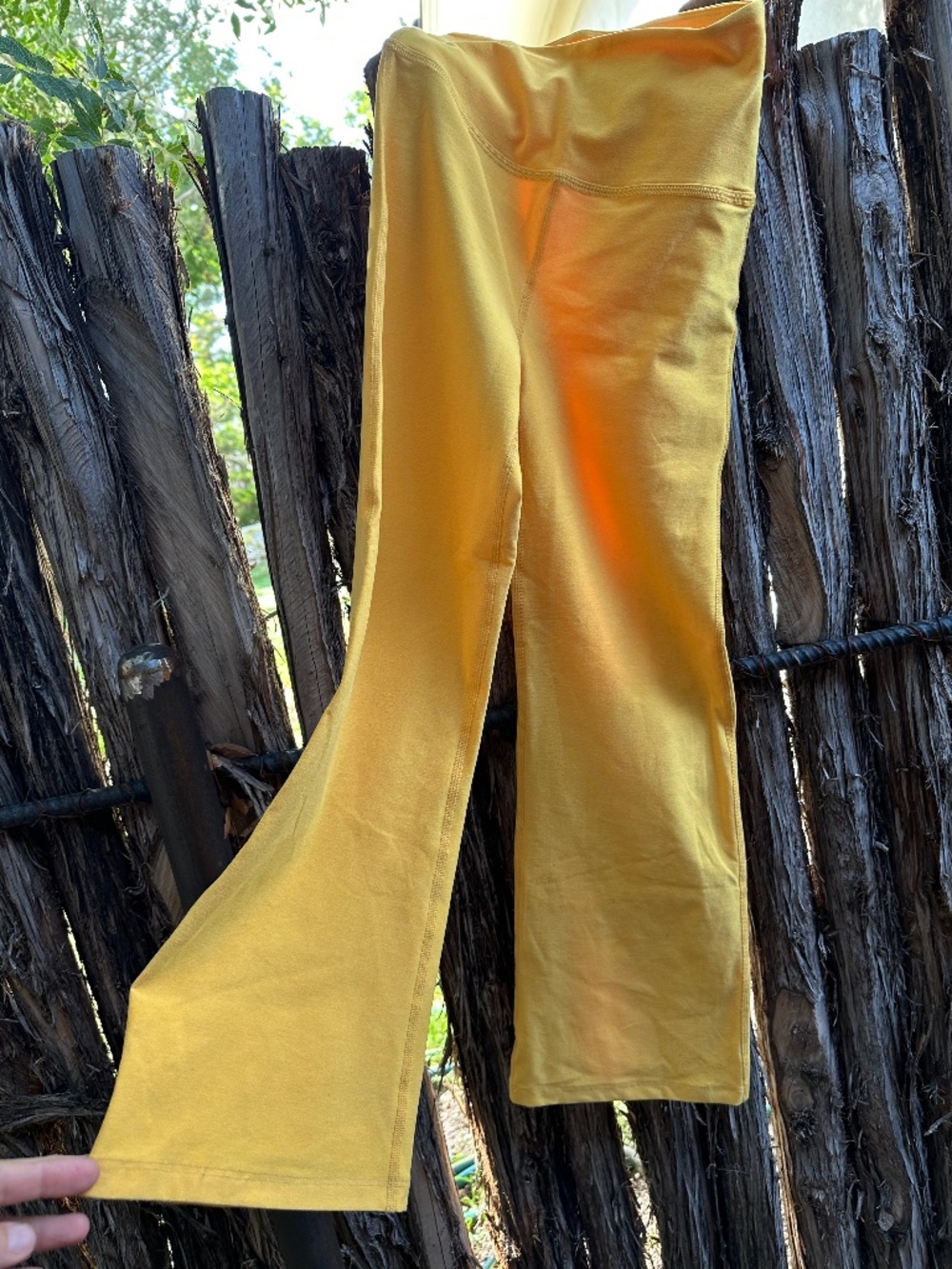 Beyond Yoga Women's Yellow Leggings, Small